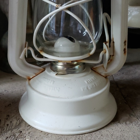 ge Meva #864 Kerosene Lanterns - Picture 3 of 11